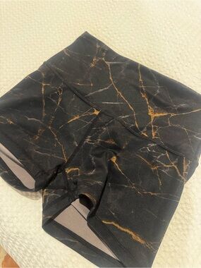 Women’s Black Marble Print Active Shorts